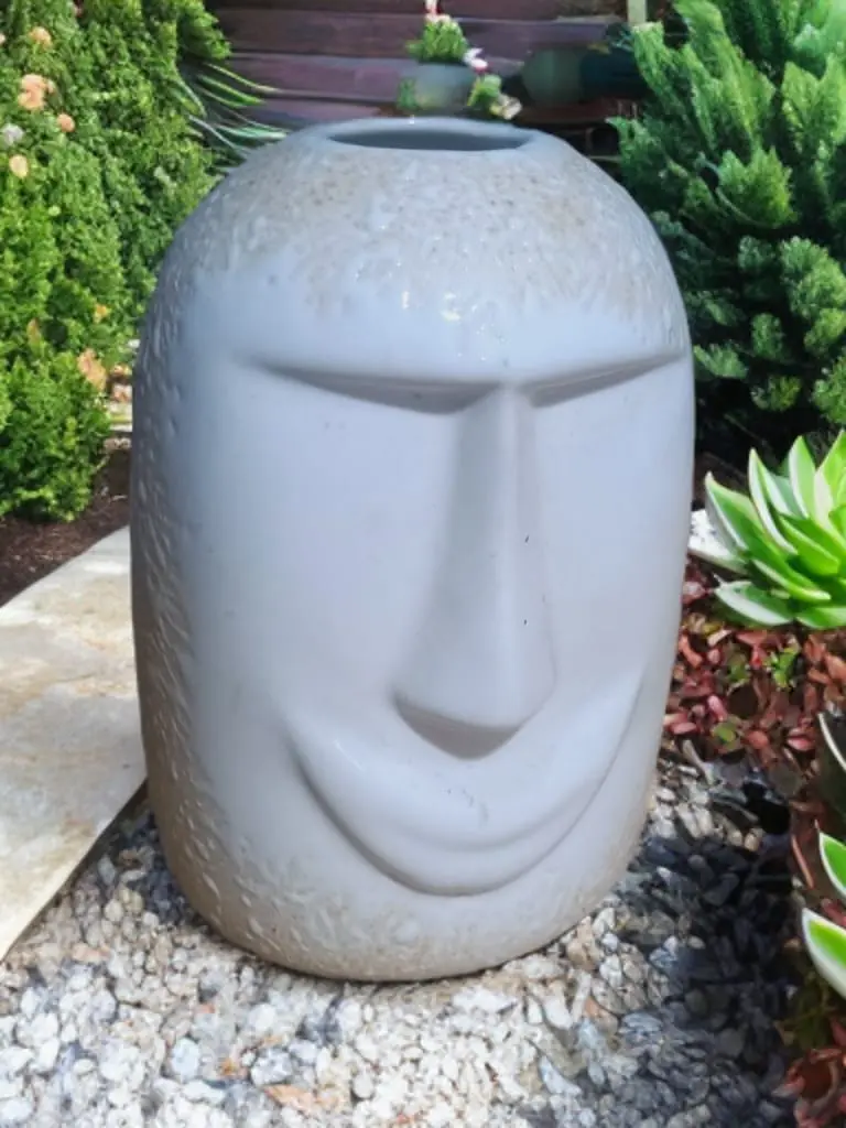 moai head vase