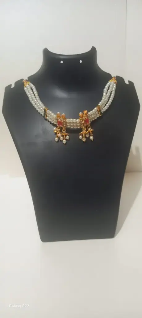 Maharashtrian Choker