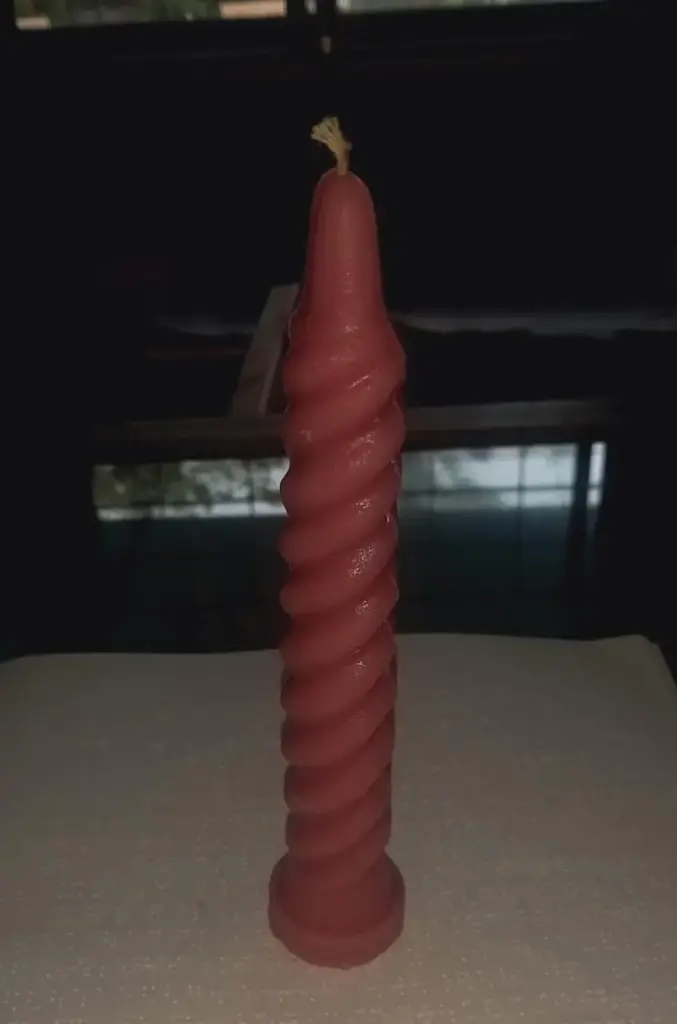 spiral shaped candle