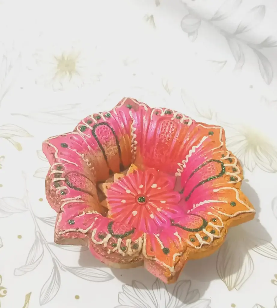 hand painted diya ( 4 pc )