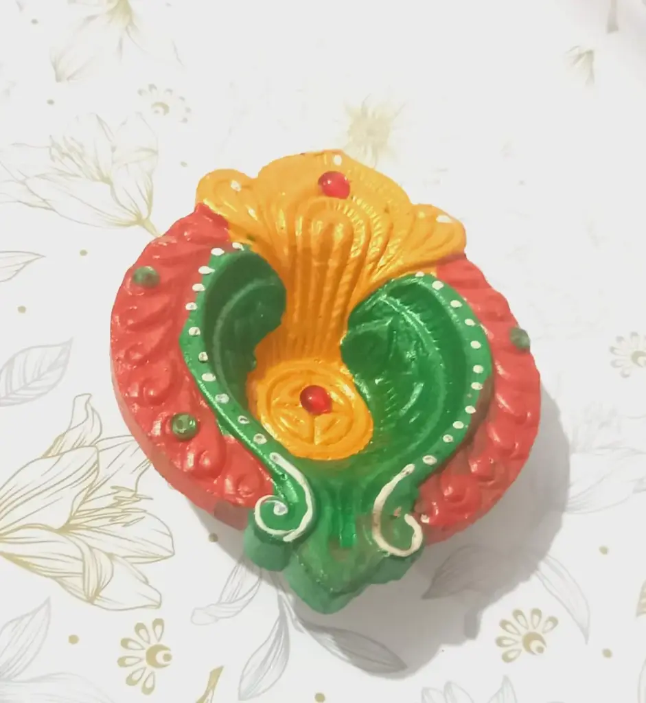 hand painted diya ( 4 pc )