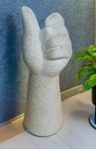 Thumbs up flower vase