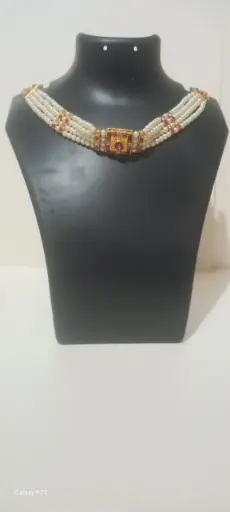Maharashtrian choker