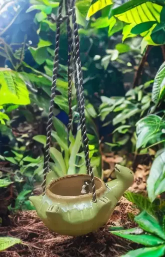 GREEN TURTLE SHAPED TREE PLANTER