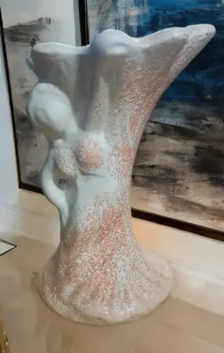 Lady shaped vase